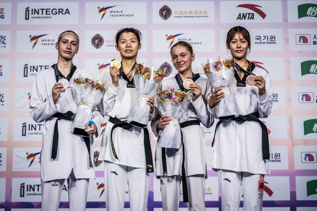София Мотлох – серебряный призёр Открытого женского чемпионата мира в Тайюане в первый день соревнований!